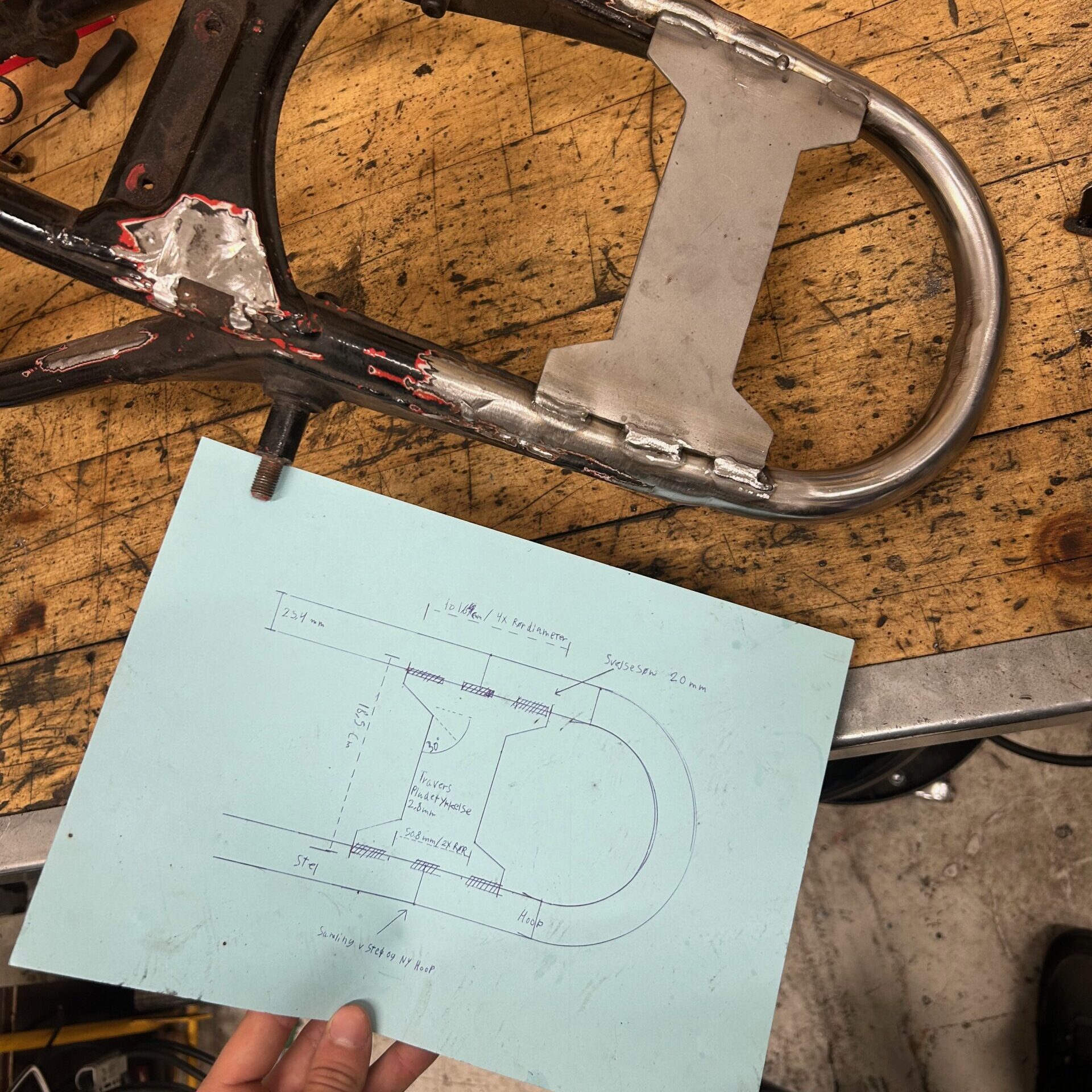 Technical drawing of the chassis construction