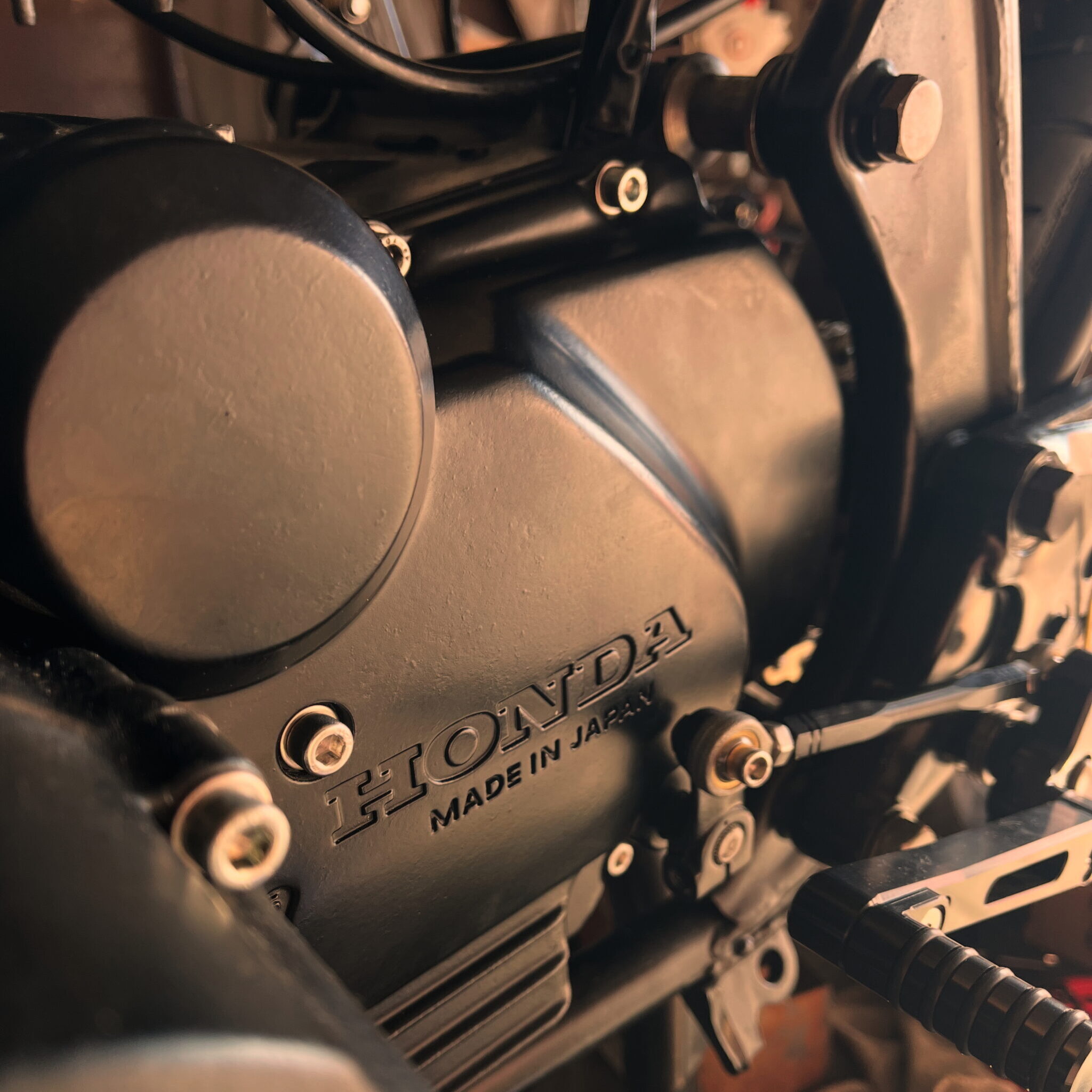 AC0E0760-BF6E-436E-BC1B-CD422EF2EE84