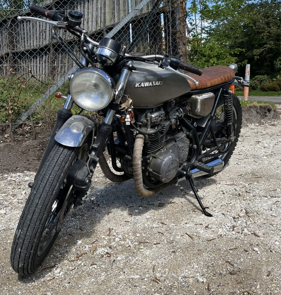 KZ400 1976 "the italian stallion"